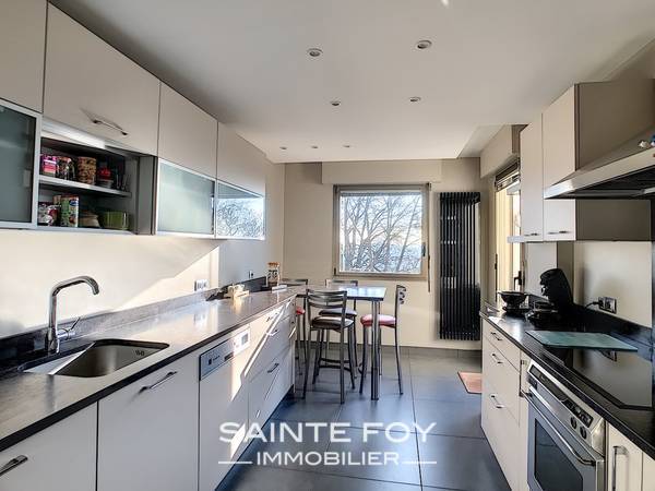 2019032 image4 - Sainte Foy Immobilier - Ce sont des agences immobilières dans l'Ouest Lyonnais spécialisées dans la location de maison ou d'appartement et la vente de propriété de prestige.