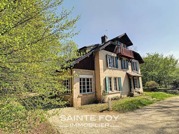 118255 image10 - Sainte Foy Immobilier - Ce sont des agences immobilières dans l'Ouest Lyonnais spécialisées dans la location de maison ou d'appartement et la vente de propriété de prestige.