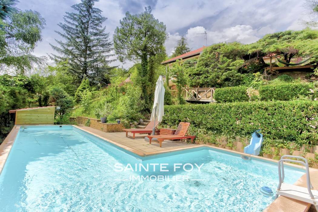 1761350 image1 - Sainte Foy Immobilier - Ce sont des agences immobilières dans l'Ouest Lyonnais spécialisées dans la location de maison ou d'appartement et la vente de propriété de prestige.