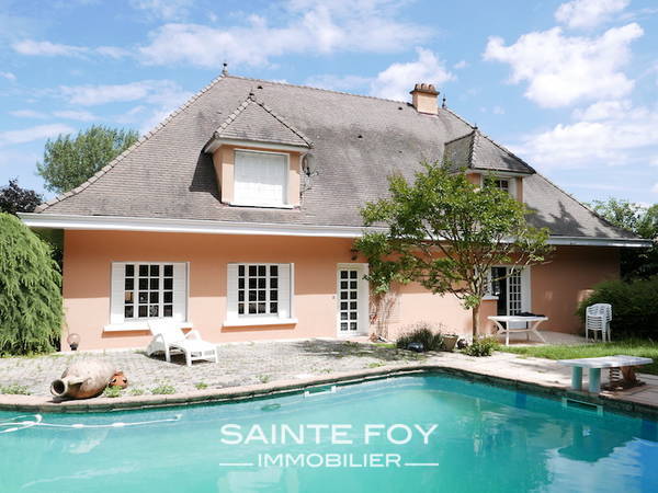 118138 image6 - Sainte Foy Immobilier - Ce sont des agences immobilières dans l'Ouest Lyonnais spécialisées dans la location de maison ou d'appartement et la vente de propriété de prestige.