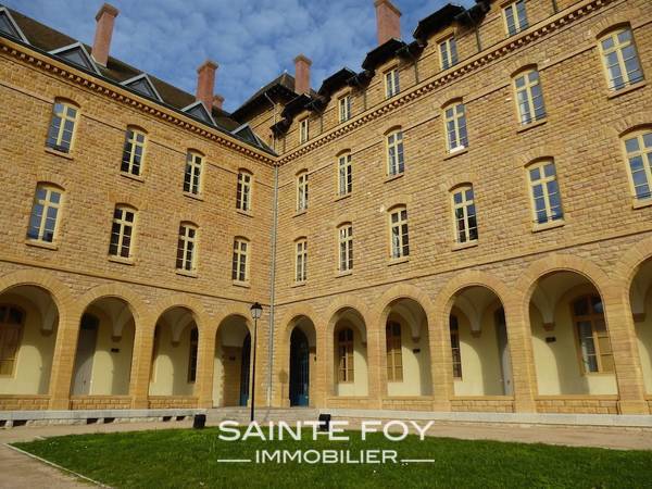 11674 image6 - Sainte Foy Immobilier - Ce sont des agences immobilières dans l'Ouest Lyonnais spécialisées dans la location de maison ou d'appartement et la vente de propriété de prestige.