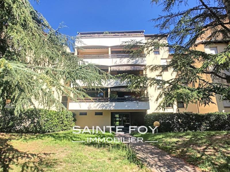118015 image1 - Sainte Foy Immobilier - Ce sont des agences immobilières dans l'Ouest Lyonnais spécialisées dans la location de maison ou d'appartement et la vente de propriété de prestige.