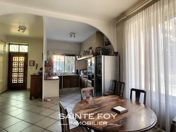 2019060 image3 - Sainte Foy Immobilier - Ce sont des agences immobilières dans l'Ouest Lyonnais spécialisées dans la location de maison ou d'appartement et la vente de propriété de prestige.