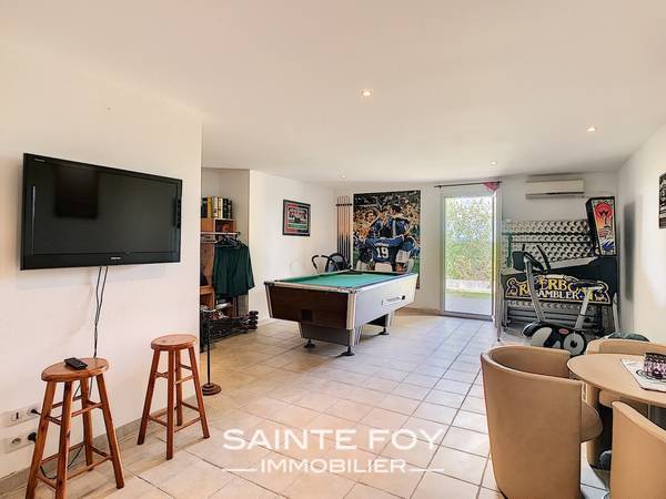 2019066 image9 - Sainte Foy Immobilier - Ce sont des agences immobilières dans l'Ouest Lyonnais spécialisées dans la location de maison ou d'appartement et la vente de propriété de prestige.