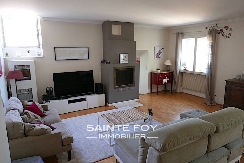 118281 image1 - Sainte Foy Immobilier - Ce sont des agences immobilières dans l'Ouest Lyonnais spécialisées dans la location de maison ou d'appartement et la vente de propriété de prestige.