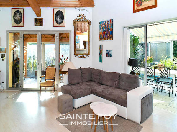 2019062 image3 - Sainte Foy Immobilier - Ce sont des agences immobilières dans l'Ouest Lyonnais spécialisées dans la location de maison ou d'appartement et la vente de propriété de prestige.