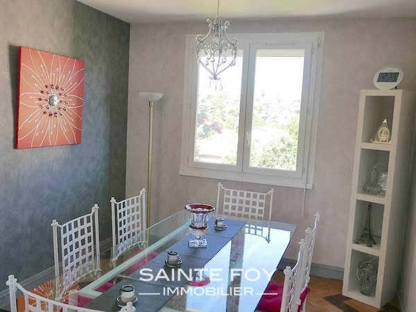 118242 image5 - Sainte Foy Immobilier - Ce sont des agences immobilières dans l'Ouest Lyonnais spécialisées dans la location de maison ou d'appartement et la vente de propriété de prestige.