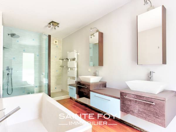 6794 image5 - Sainte Foy Immobilier - Ce sont des agences immobilières dans l'Ouest Lyonnais spécialisées dans la location de maison ou d'appartement et la vente de propriété de prestige.