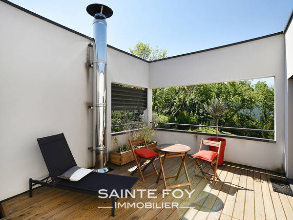 13044 image9 - Sainte Foy Immobilier - Ce sont des agences immobilières dans l'Ouest Lyonnais spécialisées dans la location de maison ou d'appartement et la vente de propriété de prestige.