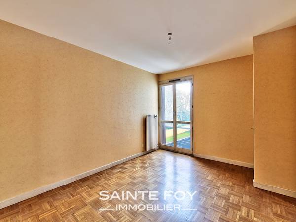 13985 image5 - Sainte Foy Immobilier - Ce sont des agences immobilières dans l'Ouest Lyonnais spécialisées dans la location de maison ou d'appartement et la vente de propriété de prestige.