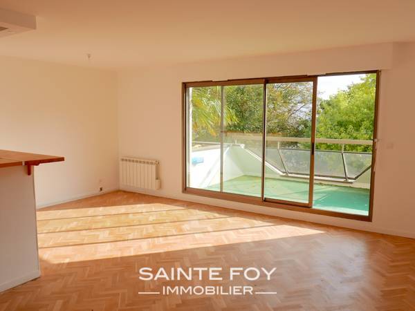 14014 image5 - Sainte Foy Immobilier - Ce sont des agences immobilières dans l'Ouest Lyonnais spécialisées dans la location de maison ou d'appartement et la vente de propriété de prestige.
