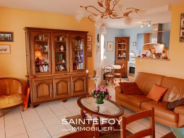 14115 image5 - Sainte Foy Immobilier - Ce sont des agences immobilières dans l'Ouest Lyonnais spécialisées dans la location de maison ou d'appartement et la vente de propriété de prestige.