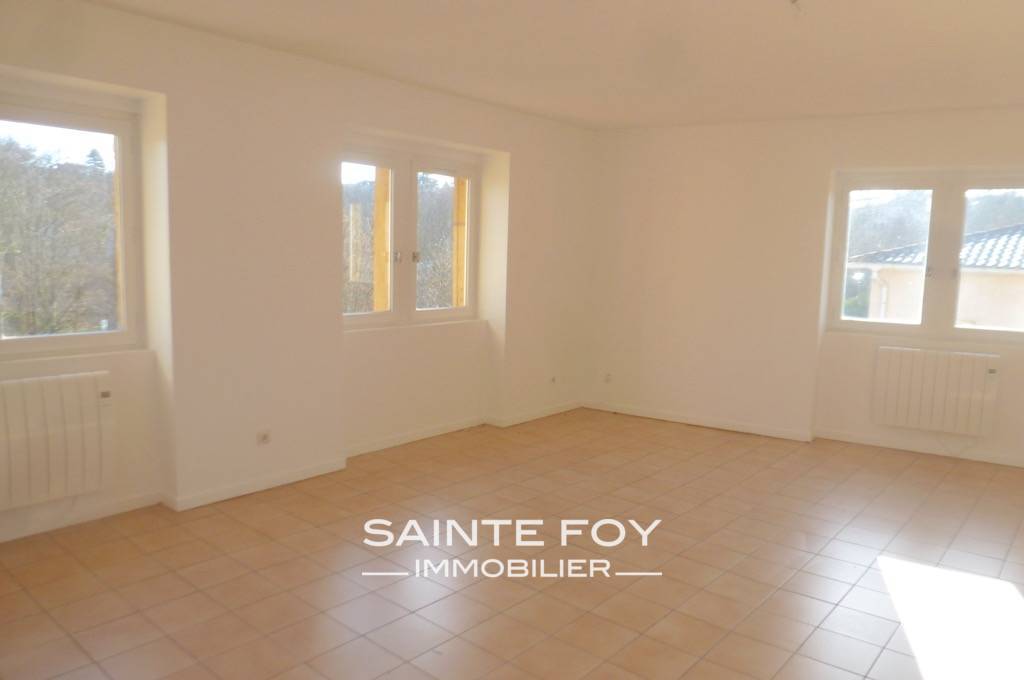 118094 image1 - Sainte Foy Immobilier - Ce sont des agences immobilières dans l'Ouest Lyonnais spécialisées dans la location de maison ou d'appartement et la vente de propriété de prestige.