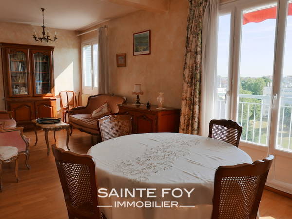 17357 image3 - Sainte Foy Immobilier - Ce sont des agences immobilières dans l'Ouest Lyonnais spécialisées dans la location de maison ou d'appartement et la vente de propriété de prestige.