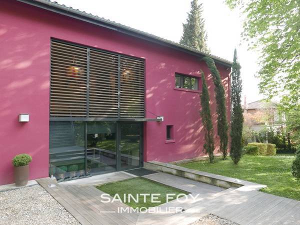 17415 image5 - Sainte Foy Immobilier - Ce sont des agences immobilières dans l'Ouest Lyonnais spécialisées dans la location de maison ou d'appartement et la vente de propriété de prestige.