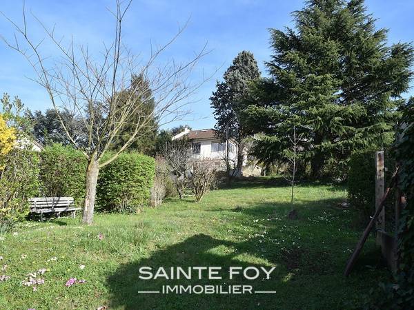 17548 image4 - Sainte Foy Immobilier - Ce sont des agences immobilières dans l'Ouest Lyonnais spécialisées dans la location de maison ou d'appartement et la vente de propriété de prestige.