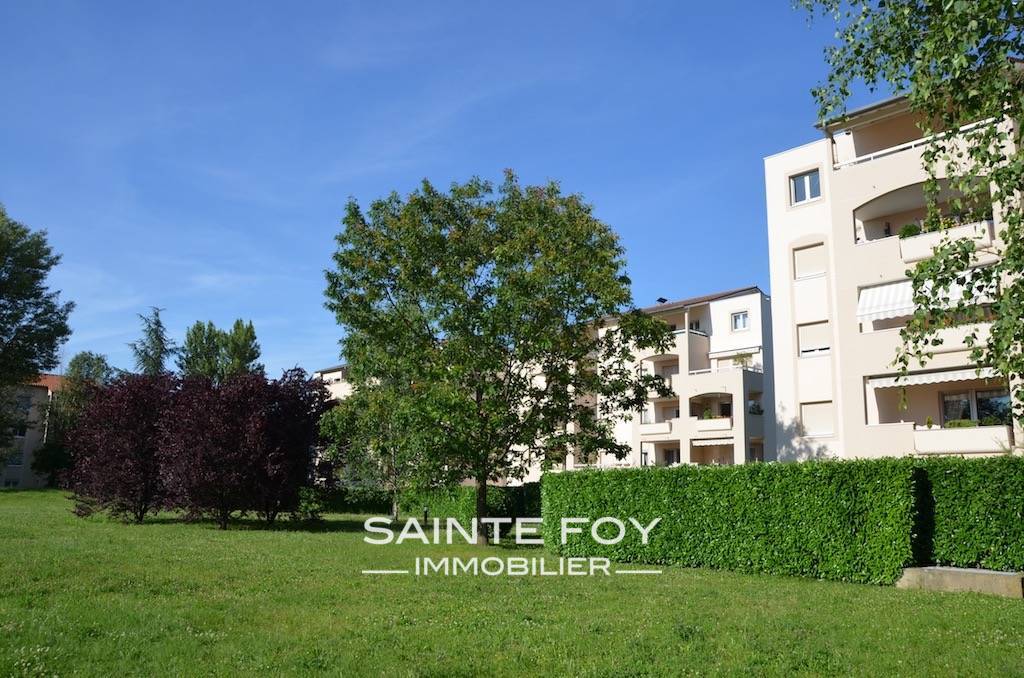 17713 image1 - Sainte Foy Immobilier - Ce sont des agences immobilières dans l'Ouest Lyonnais spécialisées dans la location de maison ou d'appartement et la vente de propriété de prestige.