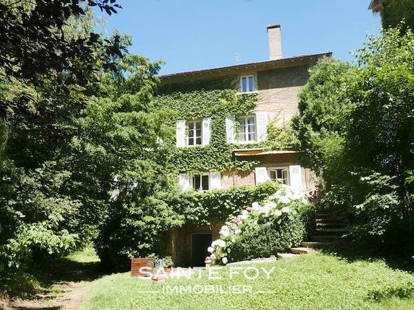 117894 image5 - Sainte Foy Immobilier - Ce sont des agences immobilières dans l'Ouest Lyonnais spécialisées dans la location de maison ou d'appartement et la vente de propriété de prestige.