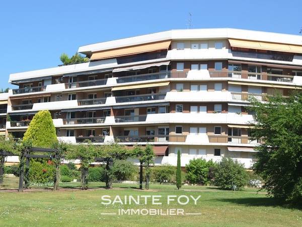 118026 image8 - Sainte Foy Immobilier - Ce sont des agences immobilières dans l'Ouest Lyonnais spécialisées dans la location de maison ou d'appartement et la vente de propriété de prestige.