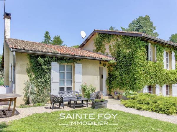 118046 image9 - Sainte Foy Immobilier - Ce sont des agences immobilières dans l'Ouest Lyonnais spécialisées dans la location de maison ou d'appartement et la vente de propriété de prestige.