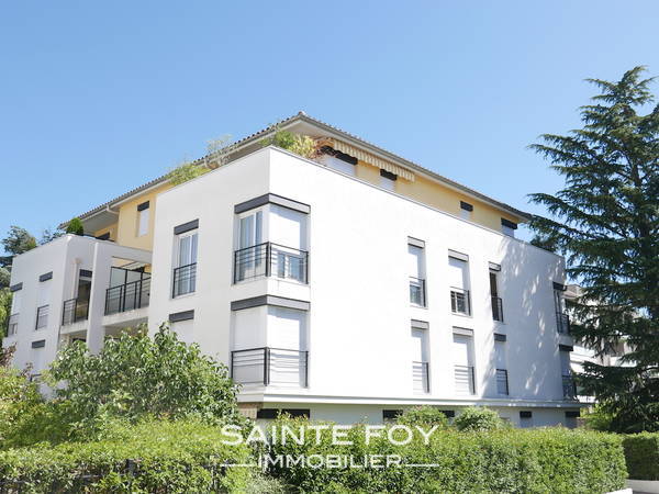 1761321 image6 - Sainte Foy Immobilier - Ce sont des agences immobilières dans l'Ouest Lyonnais spécialisées dans la location de maison ou d'appartement et la vente de propriété de prestige.
