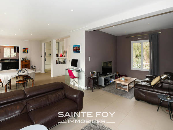 2019074 image2 - Sainte Foy Immobilier - Ce sont des agences immobilières dans l'Ouest Lyonnais spécialisées dans la location de maison ou d'appartement et la vente de propriété de prestige.
