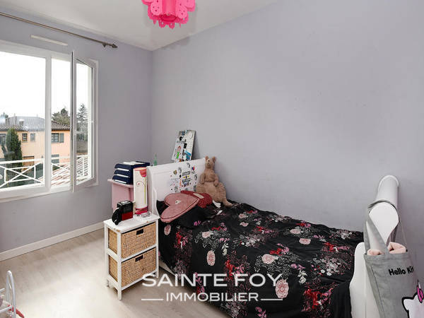 2019074 image6 - Sainte Foy Immobilier - Ce sont des agences immobilières dans l'Ouest Lyonnais spécialisées dans la location de maison ou d'appartement et la vente de propriété de prestige.