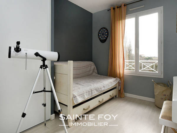 2019074 image8 - Sainte Foy Immobilier - Ce sont des agences immobilières dans l'Ouest Lyonnais spécialisées dans la location de maison ou d'appartement et la vente de propriété de prestige.