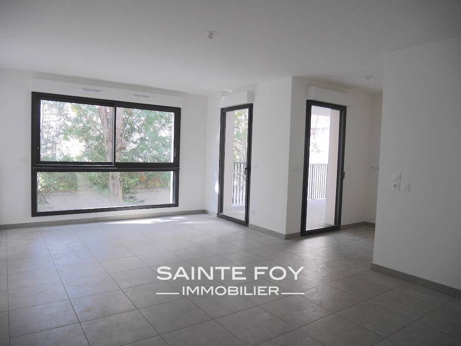 2019111 image1 - Sainte Foy Immobilier - Ce sont des agences immobilières dans l'Ouest Lyonnais spécialisées dans la location de maison ou d'appartement et la vente de propriété de prestige.