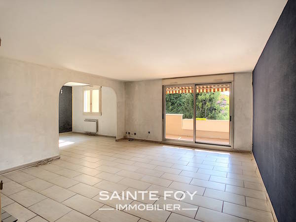 1761354 image3 - Sainte Foy Immobilier - Ce sont des agences immobilières dans l'Ouest Lyonnais spécialisées dans la location de maison ou d'appartement et la vente de propriété de prestige.