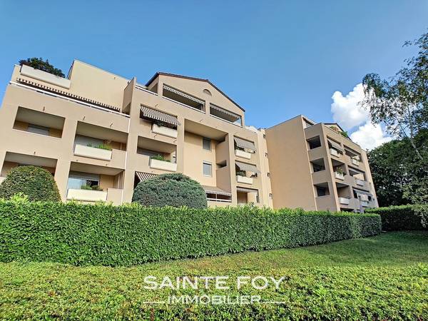 1761354 image9 - Sainte Foy Immobilier - Ce sont des agences immobilières dans l'Ouest Lyonnais spécialisées dans la location de maison ou d'appartement et la vente de propriété de prestige.