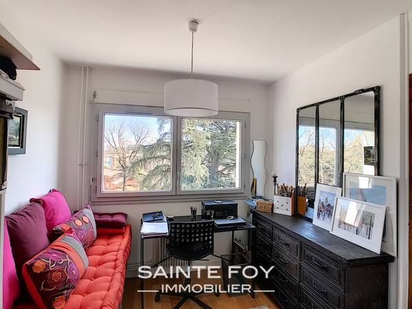 2019130 image7 - Sainte Foy Immobilier - Ce sont des agences immobilières dans l'Ouest Lyonnais spécialisées dans la location de maison ou d'appartement et la vente de propriété de prestige.