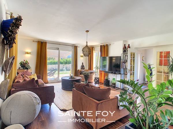 2019147 image3 - Sainte Foy Immobilier - Ce sont des agences immobilières dans l'Ouest Lyonnais spécialisées dans la location de maison ou d'appartement et la vente de propriété de prestige.