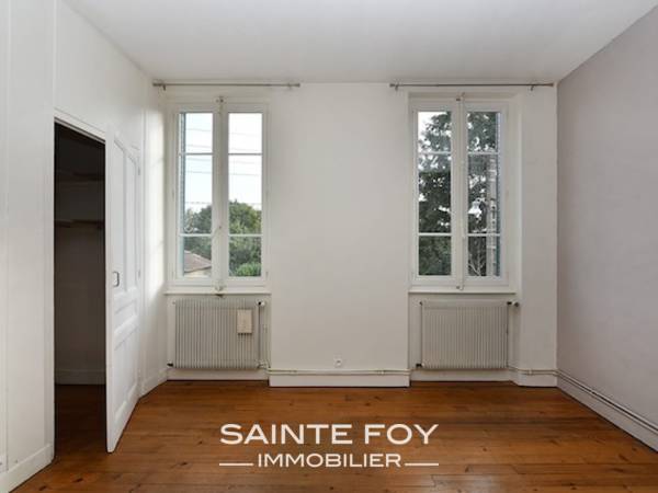 1761341 image4 - Sainte Foy Immobilier - Ce sont des agences immobilières dans l'Ouest Lyonnais spécialisées dans la location de maison ou d'appartement et la vente de propriété de prestige.