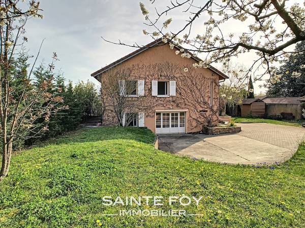 2019131 image5 - Sainte Foy Immobilier - Ce sont des agences immobilières dans l'Ouest Lyonnais spécialisées dans la location de maison ou d'appartement et la vente de propriété de prestige.