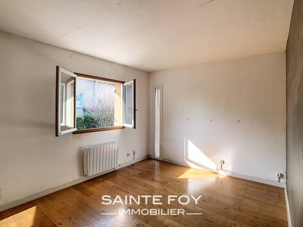 2019131 image7 - Sainte Foy Immobilier - Ce sont des agences immobilières dans l'Ouest Lyonnais spécialisées dans la location de maison ou d'appartement et la vente de propriété de prestige.