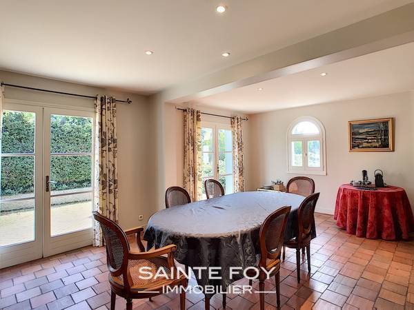 2019063 image4 - Sainte Foy Immobilier - Ce sont des agences immobilières dans l'Ouest Lyonnais spécialisées dans la location de maison ou d'appartement et la vente de propriété de prestige.