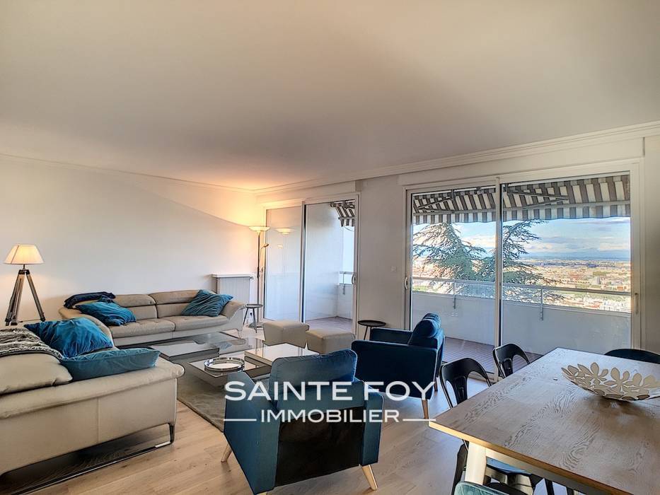 2019228 image1 - Sainte Foy Immobilier - Ce sont des agences immobilières dans l'Ouest Lyonnais spécialisées dans la location de maison ou d'appartement et la vente de propriété de prestige.