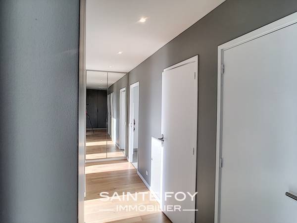 2019228 image4 - Sainte Foy Immobilier - Ce sont des agences immobilières dans l'Ouest Lyonnais spécialisées dans la location de maison ou d'appartement et la vente de propriété de prestige.