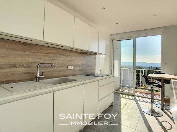 2019228 image5 - Sainte Foy Immobilier - Ce sont des agences immobilières dans l'Ouest Lyonnais spécialisées dans la location de maison ou d'appartement et la vente de propriété de prestige.