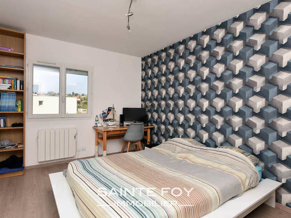2019128 image5 - Sainte Foy Immobilier - Ce sont des agences immobilières dans l'Ouest Lyonnais spécialisées dans la location de maison ou d'appartement et la vente de propriété de prestige.