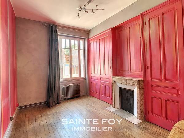 17665000000 image4 - Sainte Foy Immobilier - Ce sont des agences immobilières dans l'Ouest Lyonnais spécialisées dans la location de maison ou d'appartement et la vente de propriété de prestige.