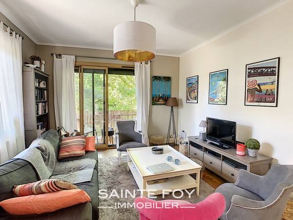 13144 image3 - Sainte Foy Immobilier - Ce sont des agences immobilières dans l'Ouest Lyonnais spécialisées dans la location de maison ou d'appartement et la vente de propriété de prestige.