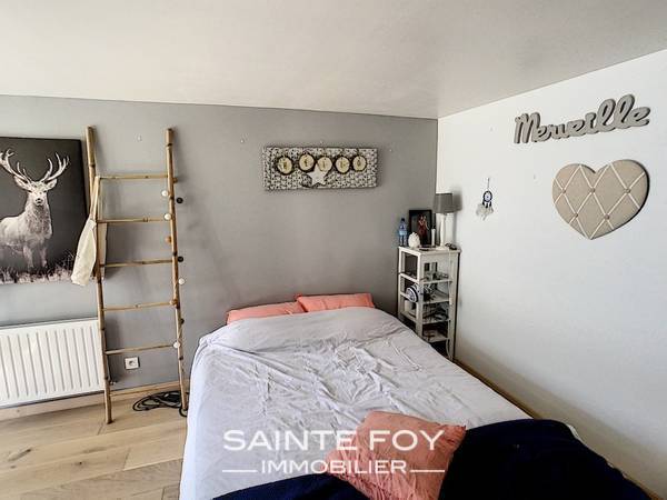 13144 image6 - Sainte Foy Immobilier - Ce sont des agences immobilières dans l'Ouest Lyonnais spécialisées dans la location de maison ou d'appartement et la vente de propriété de prestige.