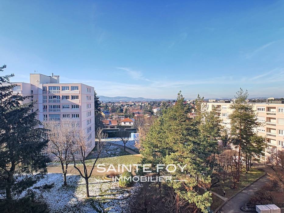 118303 image1 - Sainte Foy Immobilier - Ce sont des agences immobilières dans l'Ouest Lyonnais spécialisées dans la location de maison ou d'appartement et la vente de propriété de prestige.