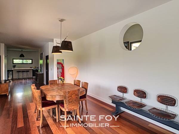2019206 image6 - Sainte Foy Immobilier - Ce sont des agences immobilières dans l'Ouest Lyonnais spécialisées dans la location de maison ou d'appartement et la vente de propriété de prestige.