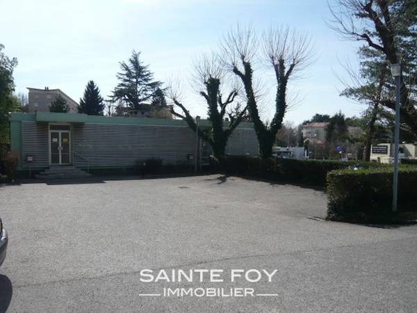 2019345 image6 - Sainte Foy Immobilier - Ce sont des agences immobilières dans l'Ouest Lyonnais spécialisées dans la location de maison ou d'appartement et la vente de propriété de prestige.