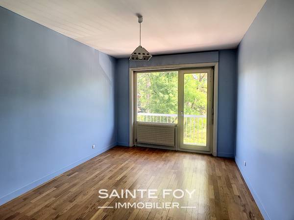 2019344 image9 - Sainte Foy Immobilier - Ce sont des agences immobilières dans l'Ouest Lyonnais spécialisées dans la location de maison ou d'appartement et la vente de propriété de prestige.