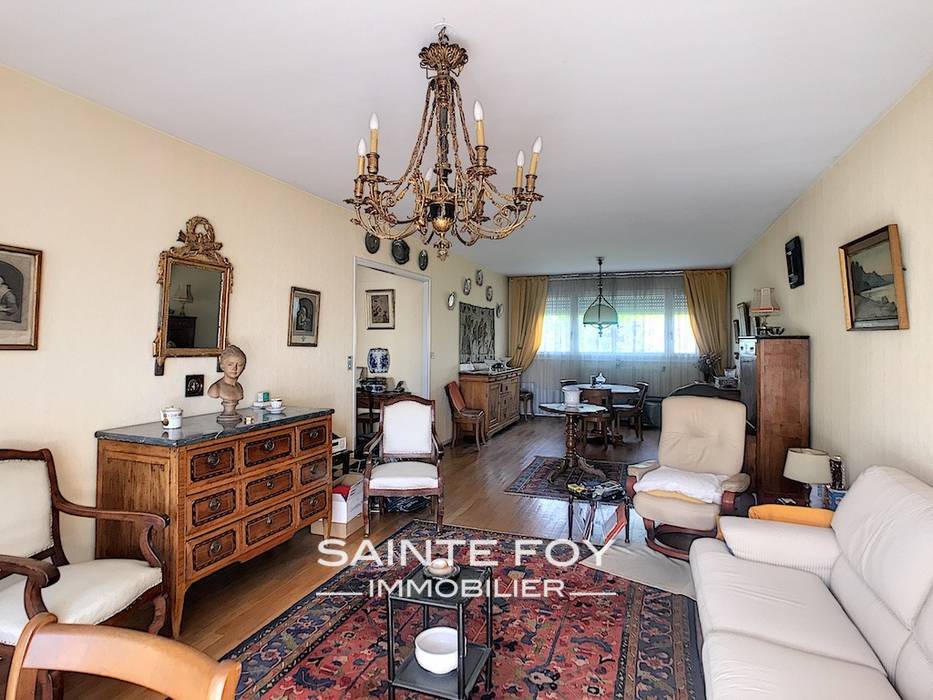 2019369 image1 - Sainte Foy Immobilier - Ce sont des agences immobilières dans l'Ouest Lyonnais spécialisées dans la location de maison ou d'appartement et la vente de propriété de prestige.