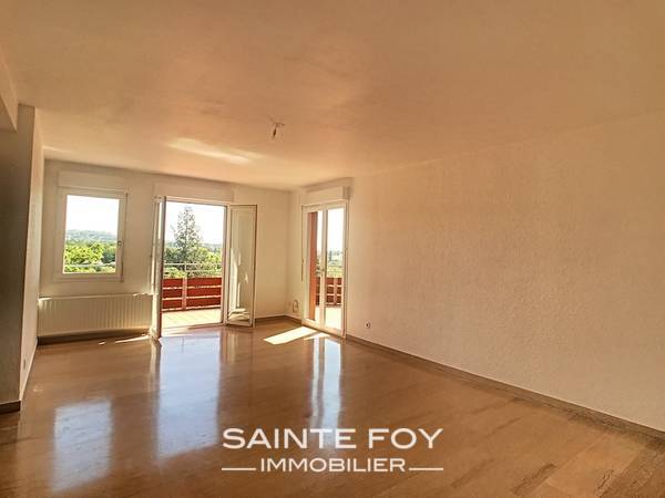 2019374 image2 - Sainte Foy Immobilier - Ce sont des agences immobilières dans l'Ouest Lyonnais spécialisées dans la location de maison ou d'appartement et la vente de propriété de prestige.